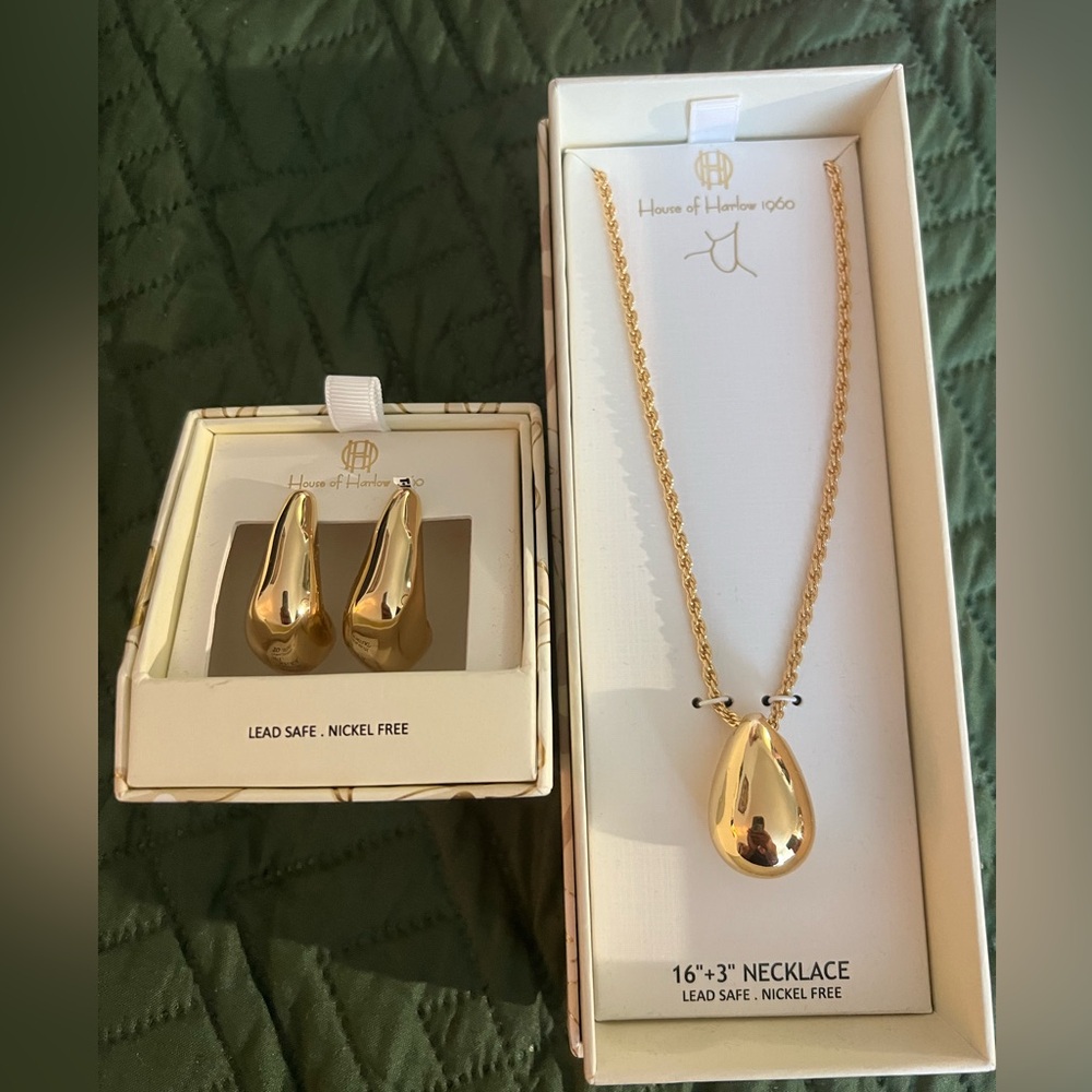 House of Harlow 1960 Necklace and Earrings Set Gold
